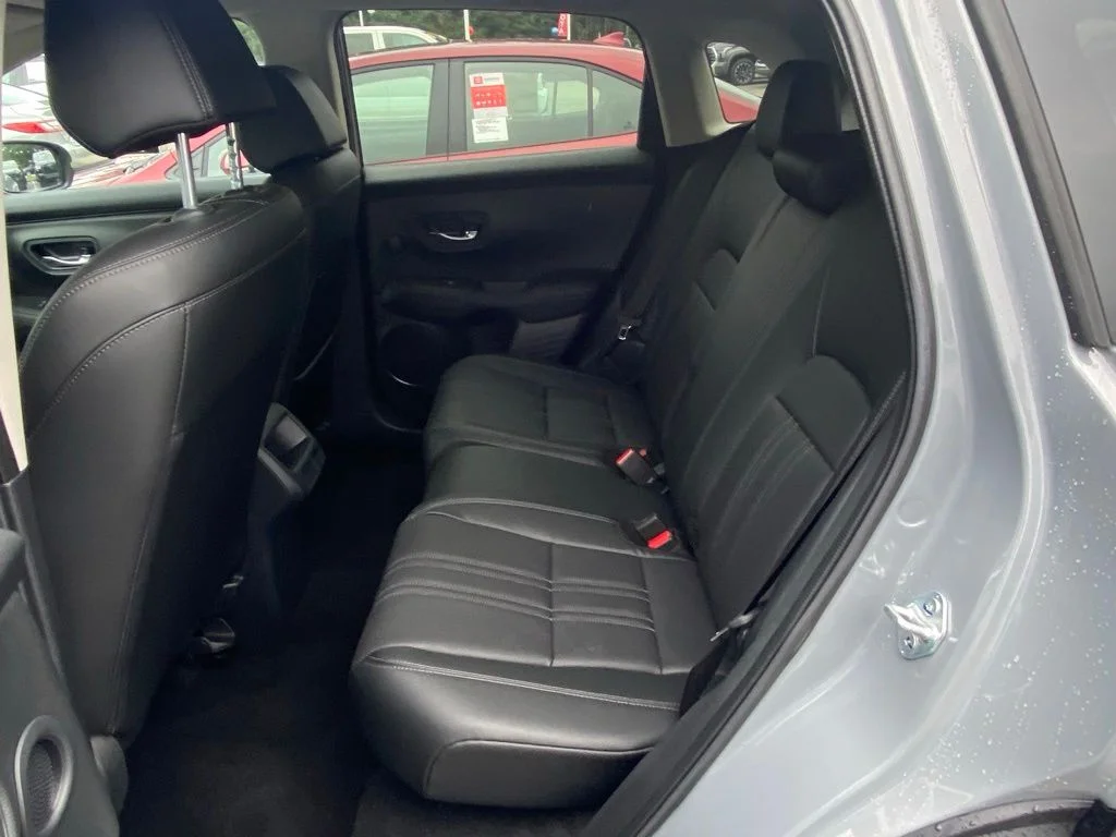 2026 Honda HR-V EX-L - Photo 8