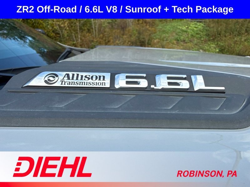 Used 2025 Gray Chevrolet ZR2 image 9