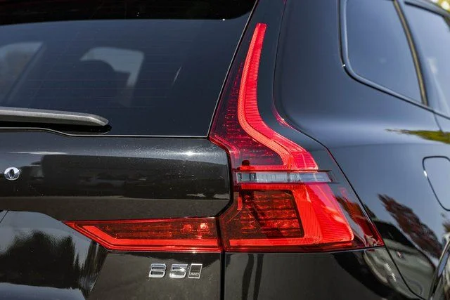 2026 Volvo XC60 Plus - Photo 6
