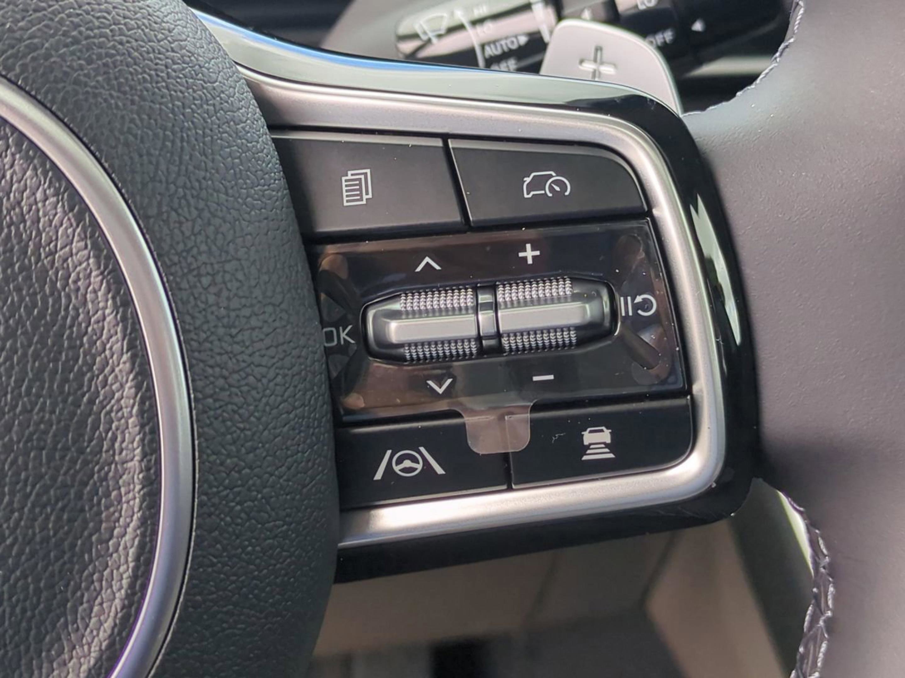 2026 Kia Carnival SX - Photo 32