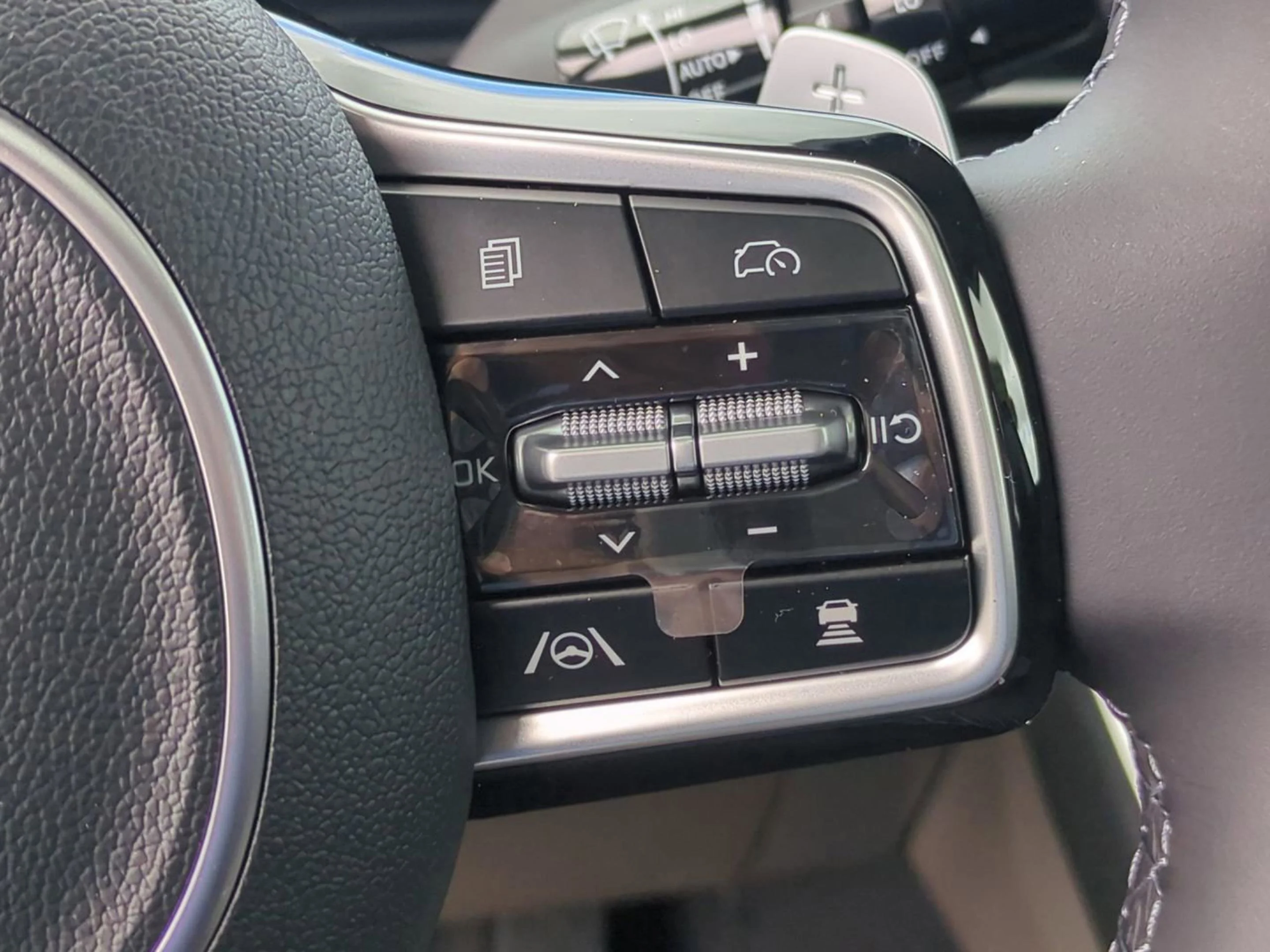 2026 Kia Carnival SX - Photo 32