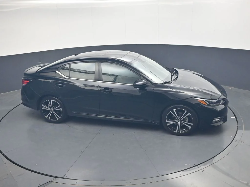 Used 2022 Black Nissan SR image 29