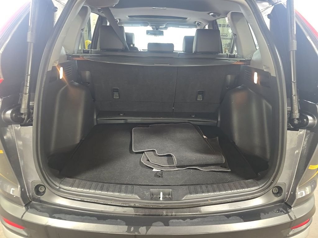 Used 2022 Modern Steel Metallic Honda EX-L image 25