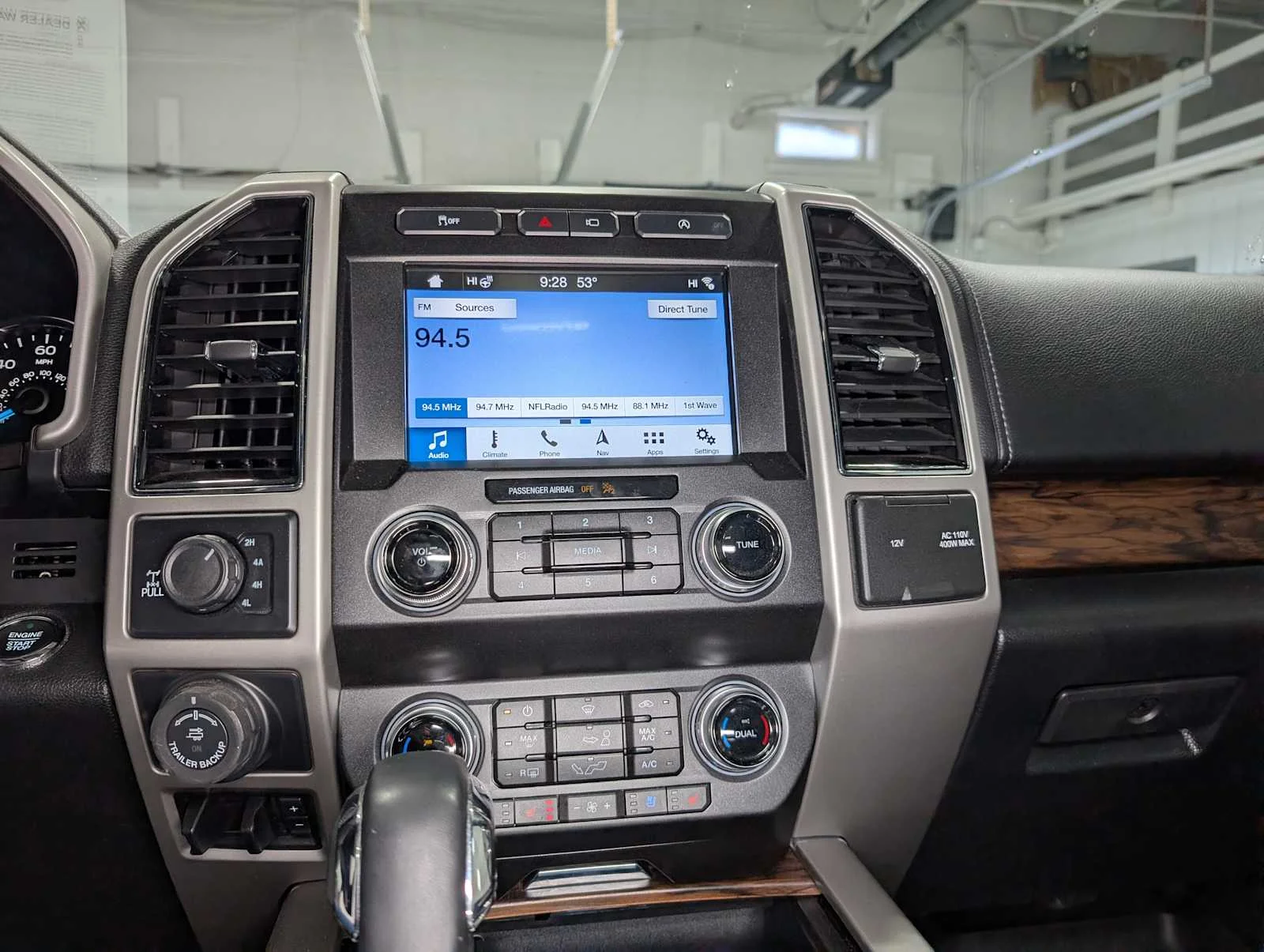 Used 2019 Magma Red Metallic Ford LARIAT image 36