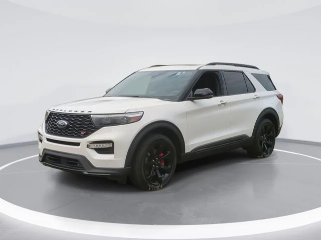 Used 2023 White Ford ST image 1