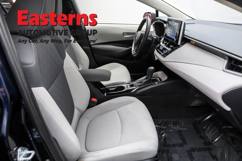 Used 2021 Blue Toyota LE image 22