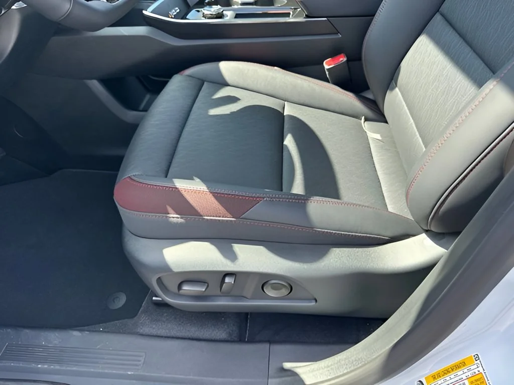 New 2027 Polar White Tricoat Chevrolet RS image 13