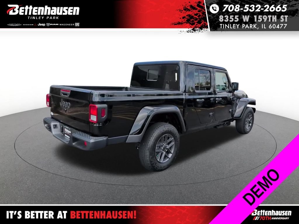 New 2026 Black Clear-Coat Exterior Paint Jeep Sport S image 8