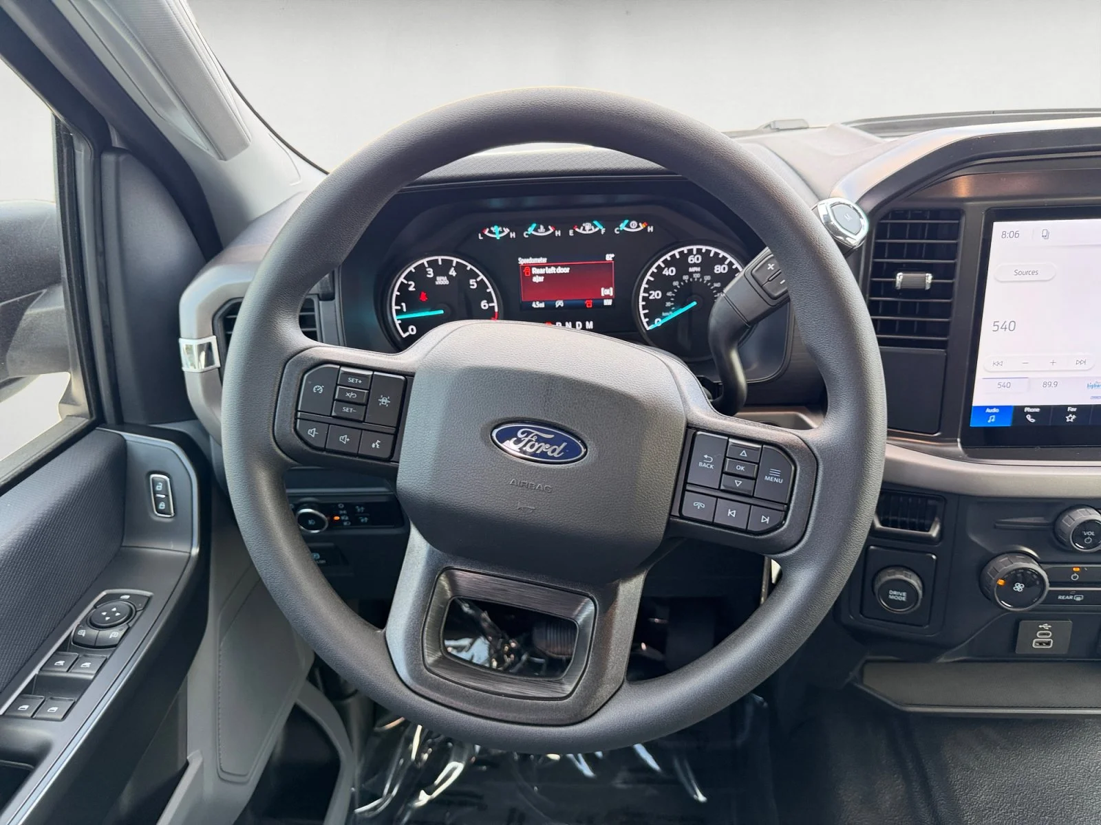 New 2026 Oxford White Ford XL image 11