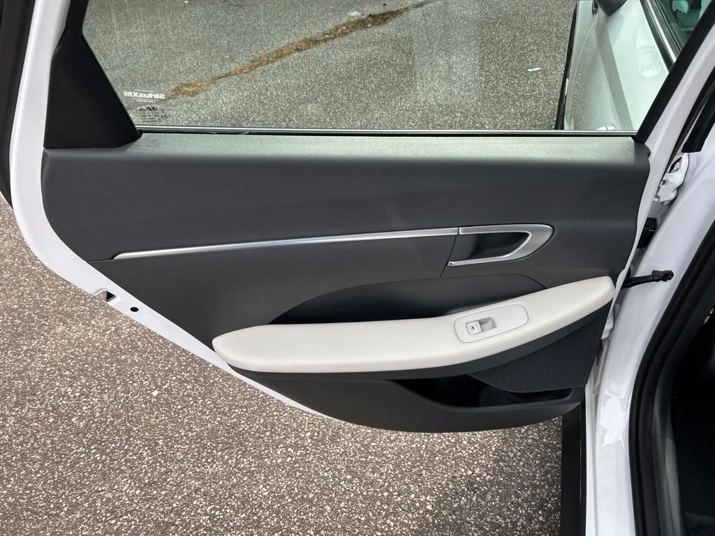 Certified Used 2026 White Hyundai SE image 25
