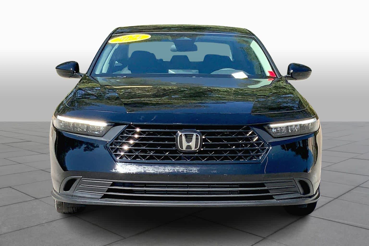 Used 2024 Crystal Black Pearl Honda LX image 4