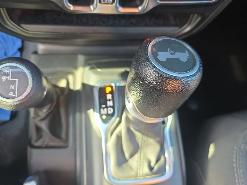 Used 2022 Blue Jeep Unlimited Sport S image 18
