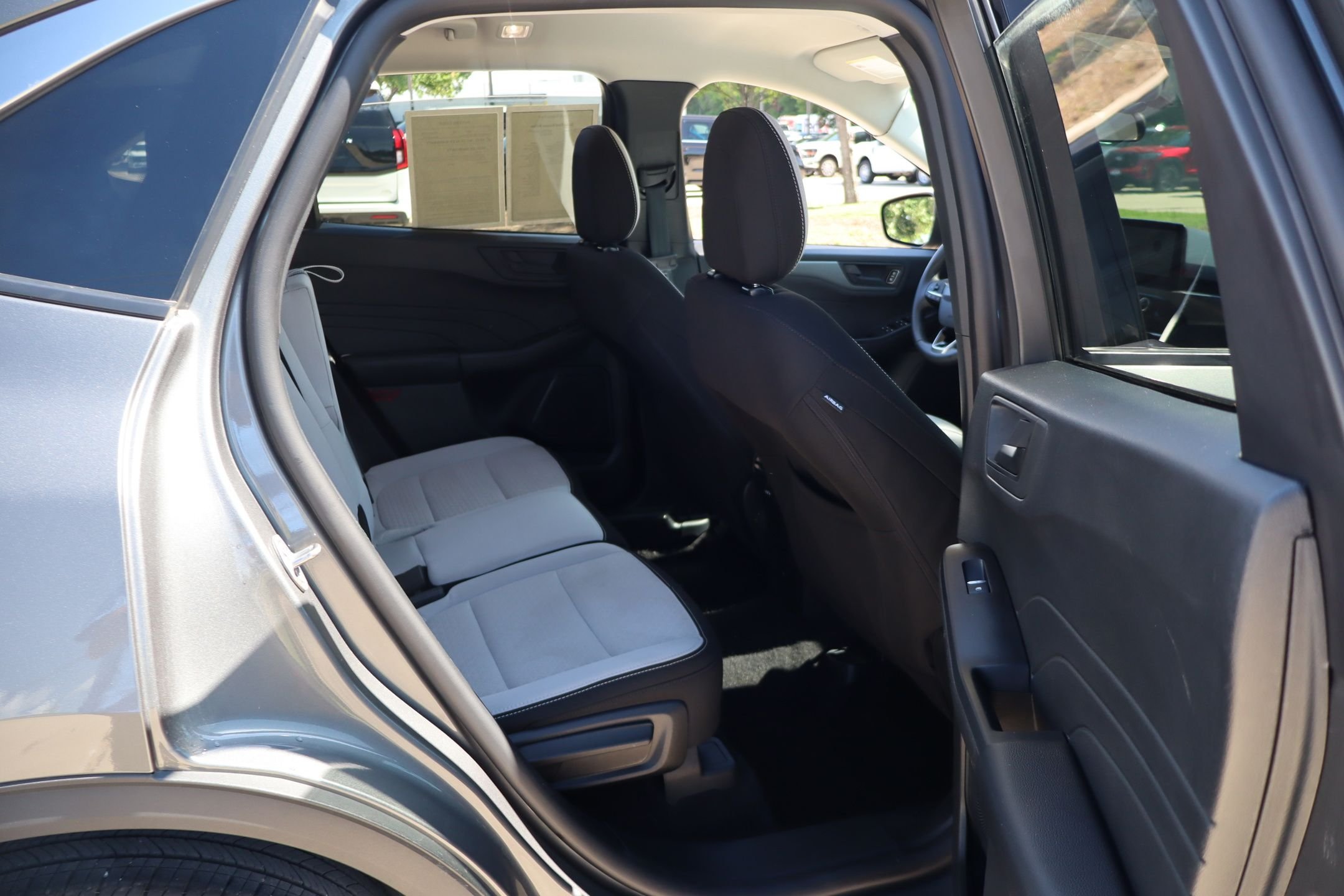 Used 2024 Gray Ford Active image 27