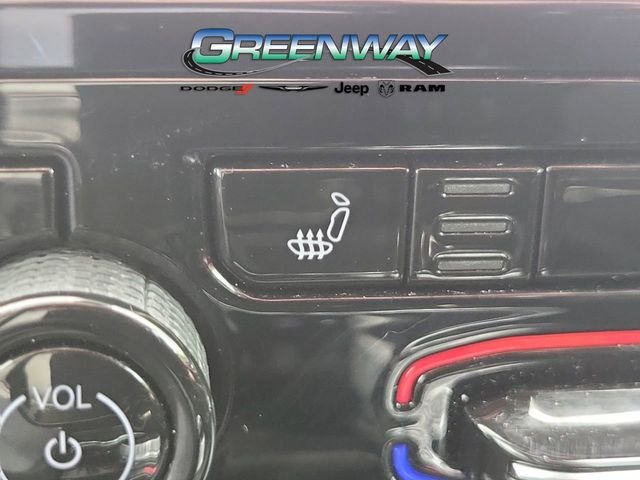 Used 2025 White Jeep Limited image 31