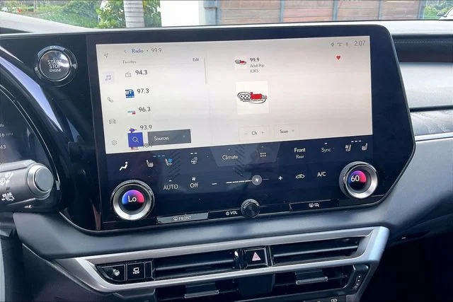 2025 Lexus RX 350 - Photo 6