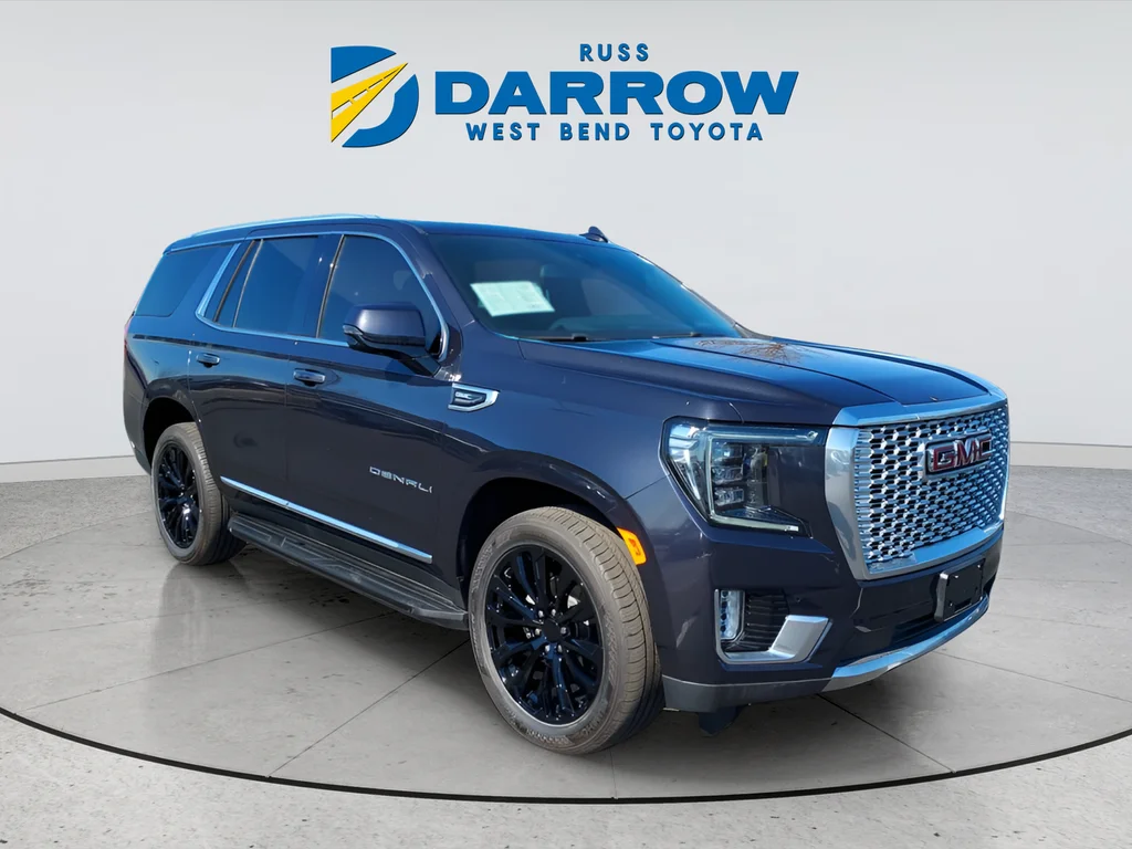 Used 2023 Silver GMC Denali image 7