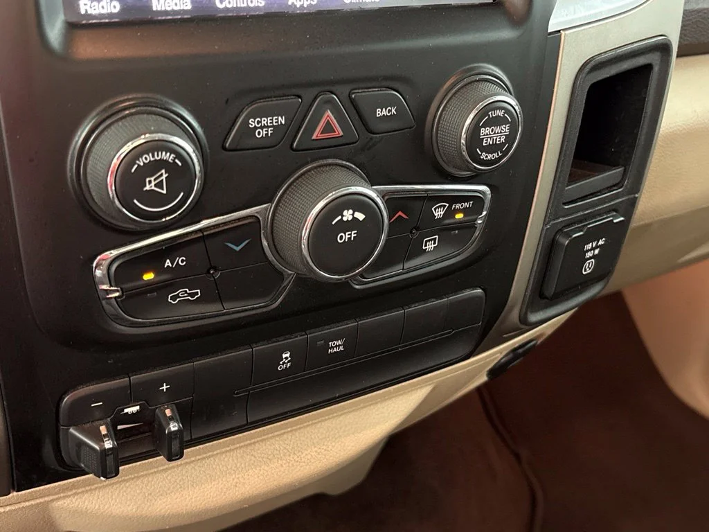 Used 2015 Black Ram Big Horn image 39