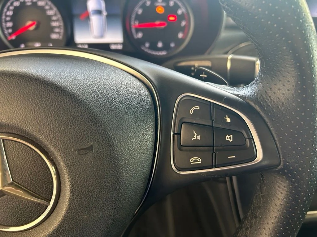 Used 2018 Black Mercedes-Benz GLC 300 image 43