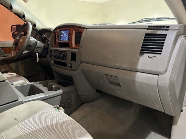 Used 2006 Black Dodge SLT image 22