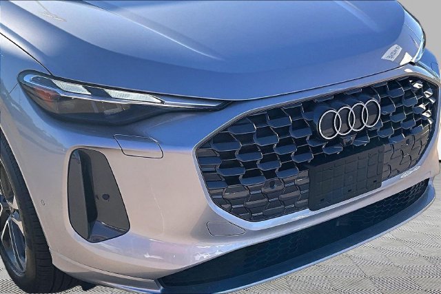 Used 2026 White Audi 2.0T Premium image 29