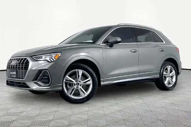 2022 Audi Q3 Premium Plus