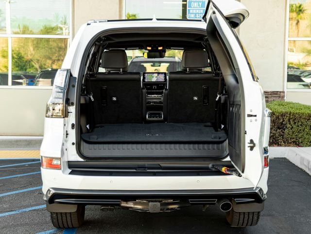 Used 2023 White Pearl Lexus 460 image 35