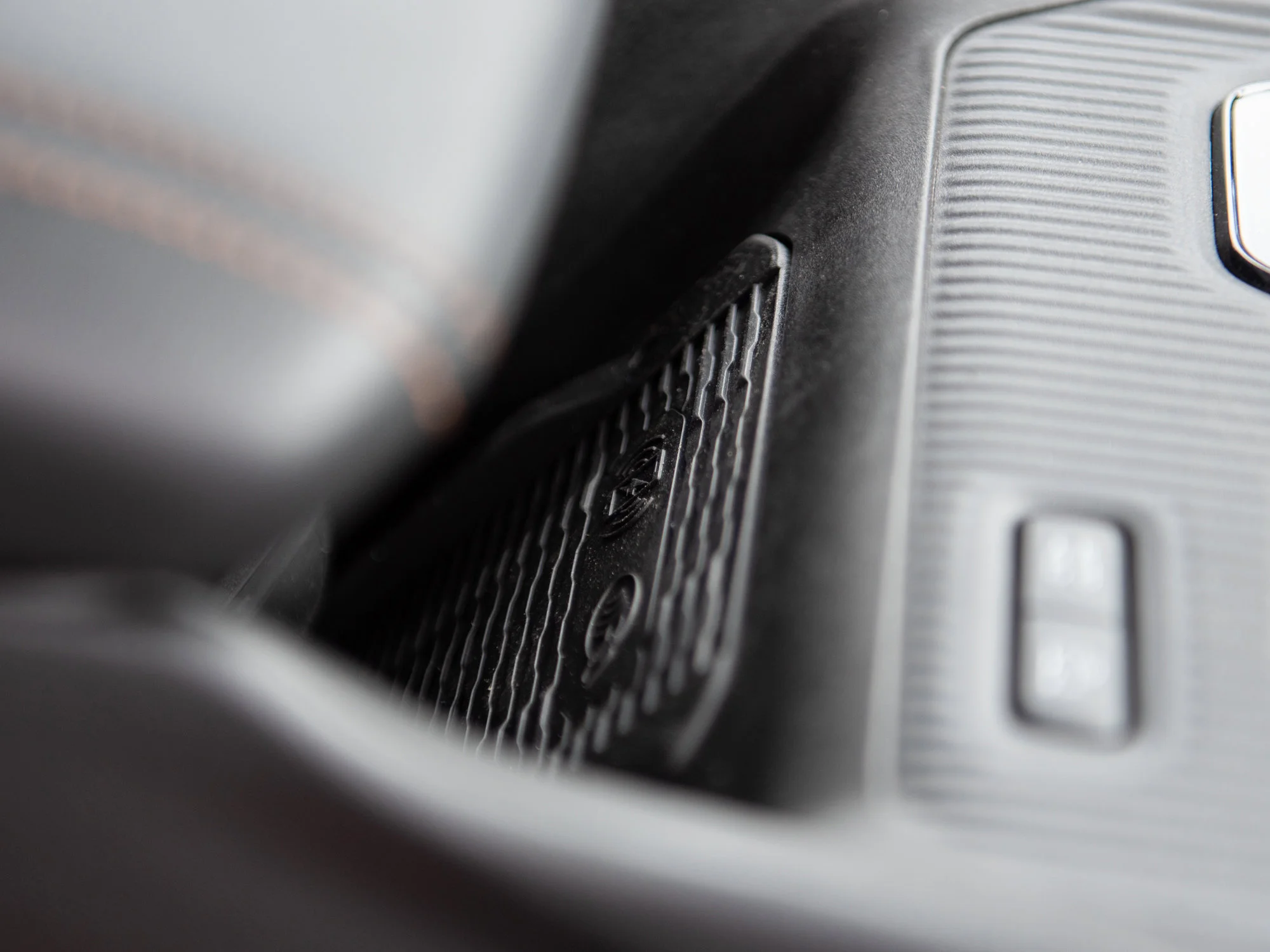 New 2026 Grey Jeep Limited * Hybrid image 26