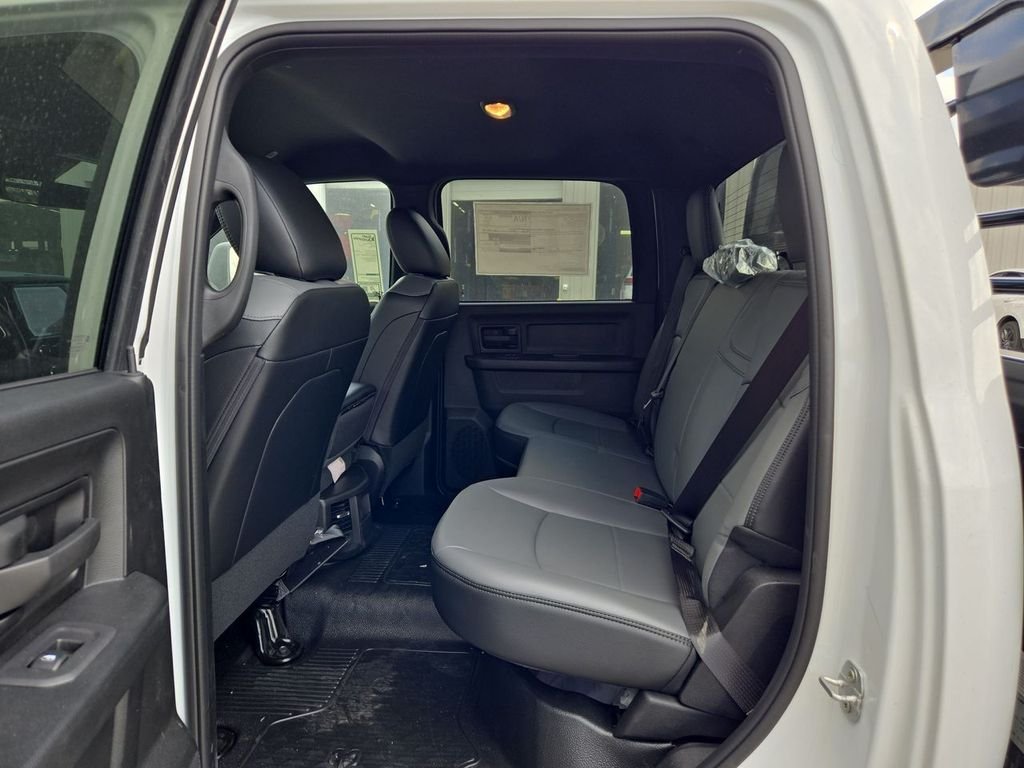 New 2026 Bright White Clearcoat RAM Tradesman image 26