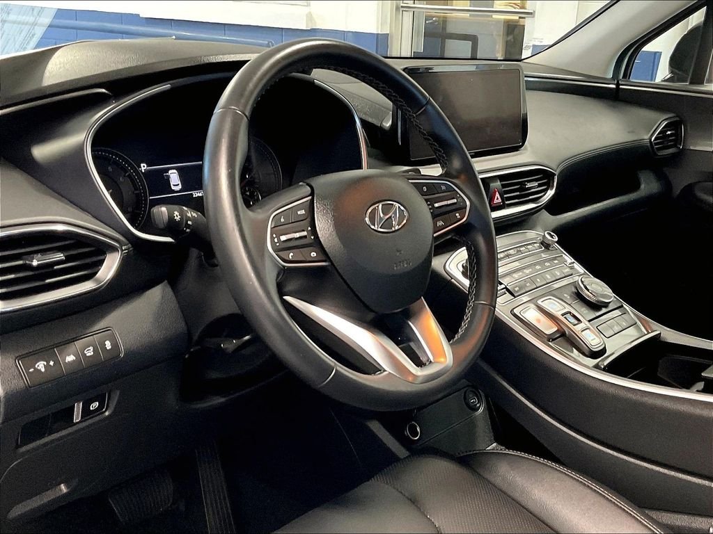 Used 2023 Shimmering Silver Pearl Hyundai XRT image 8