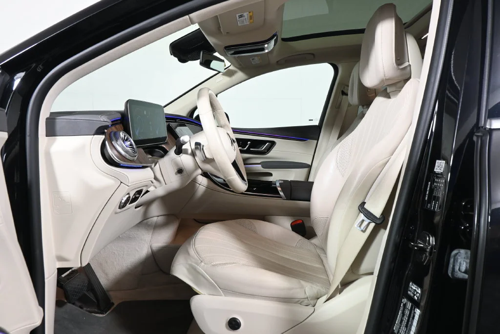 Certified Used 2023 Black Mercedes-Benz 450 image 3