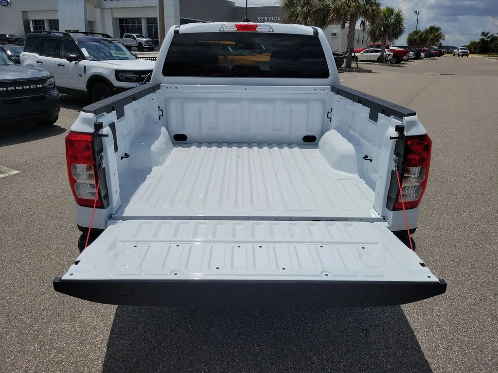New 2026 Oxford White Ford XL image 8