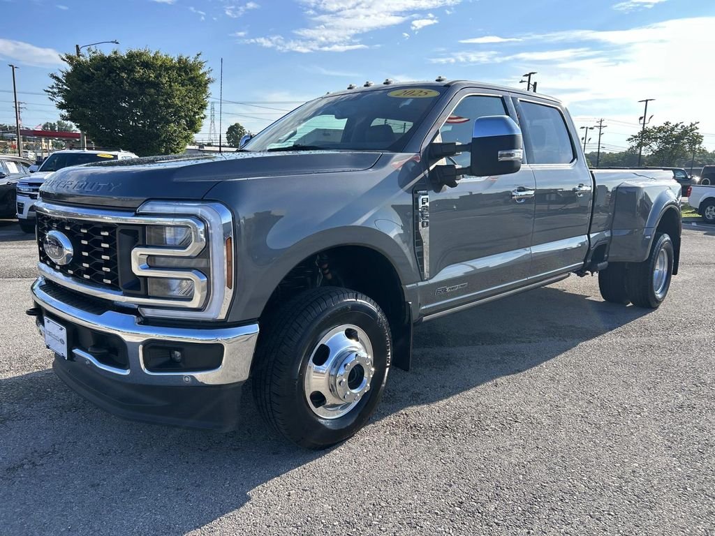 Certified Used 2025 Carbonized Gray Metallic Ford Lariat image 8