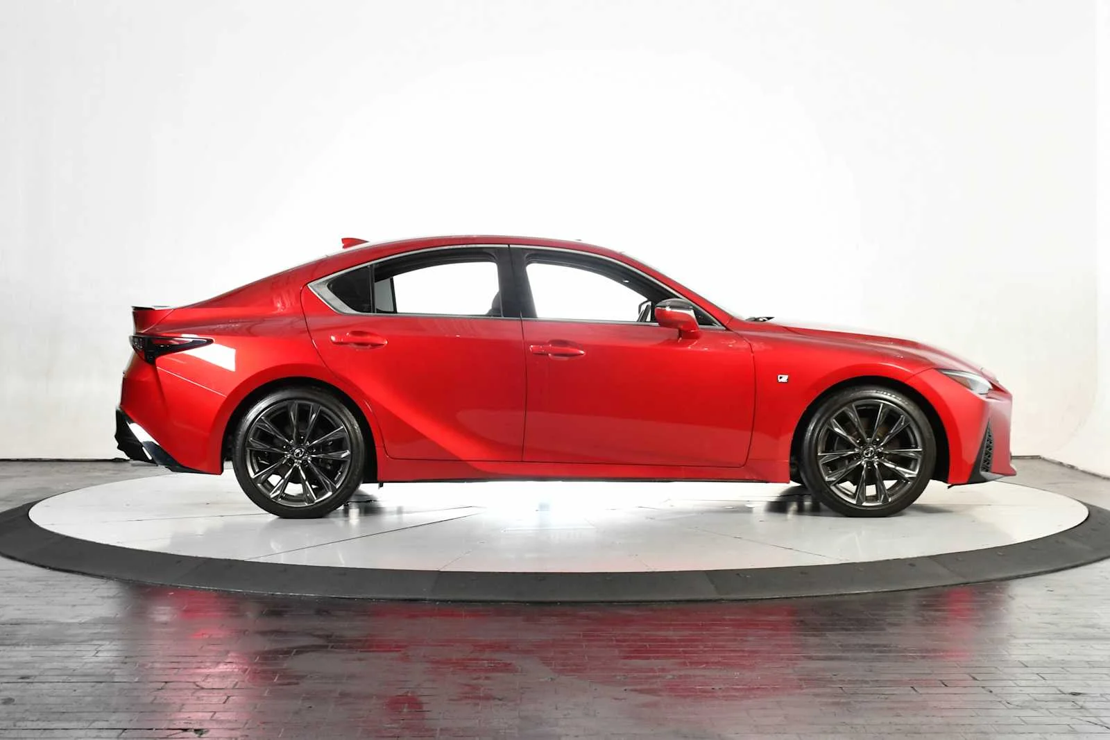 Certified Used 2024 INFRARED Lexus F SPORT image 6