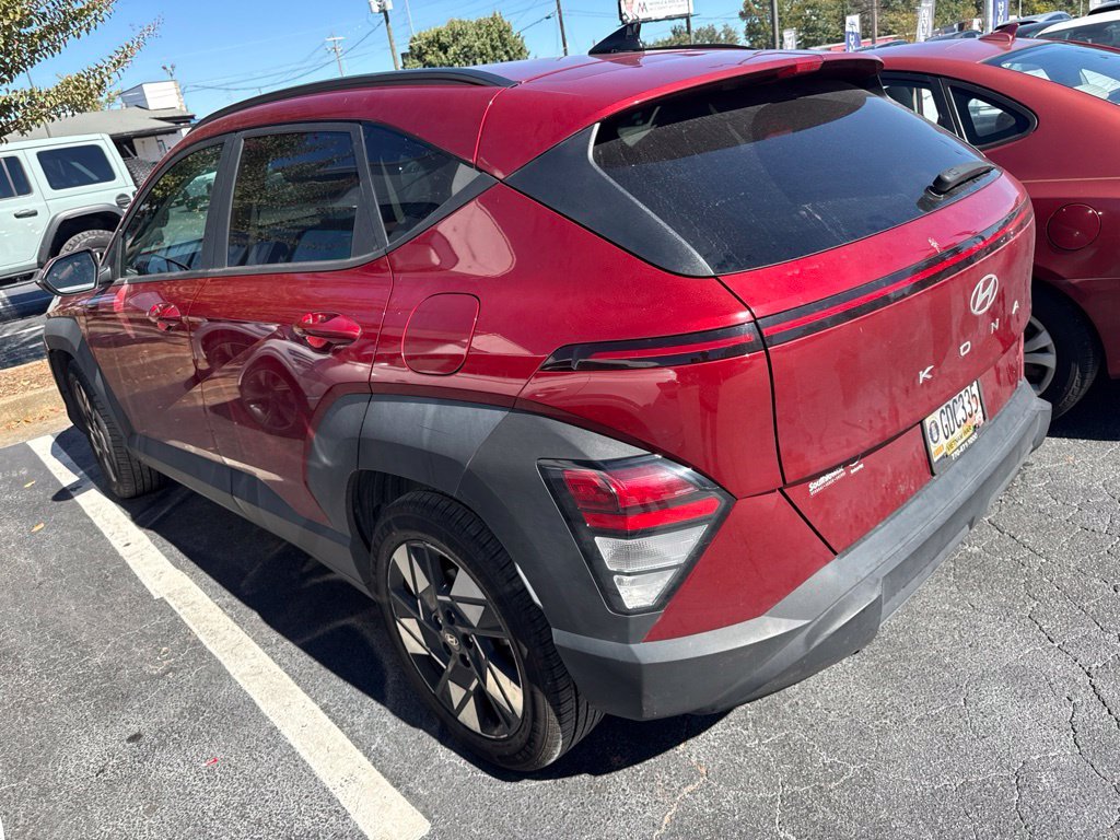 Used 2024 Red Hyundai SEL image 2