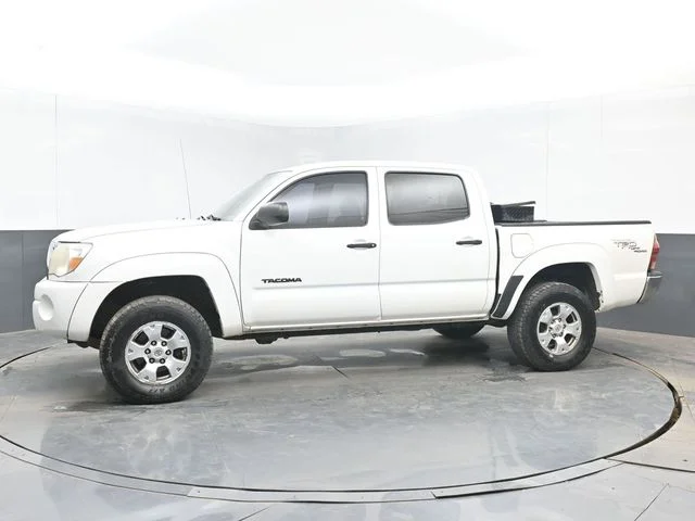Used 2008 Super White Toyota Base image 6