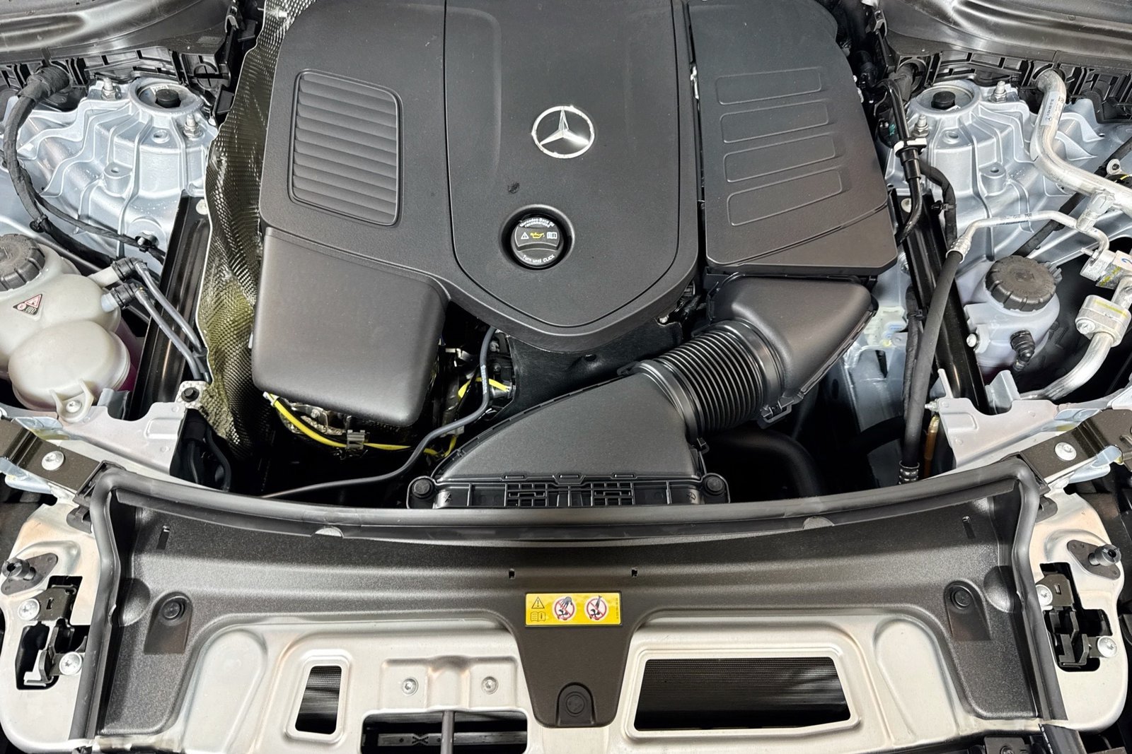 New 2026 Cirrus Silver Metallic Mercedes-Benz GLC 300 image 28