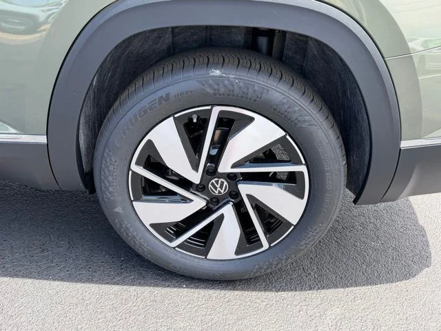 New 2026 Green Volkswagen 2.0T SEL image 6