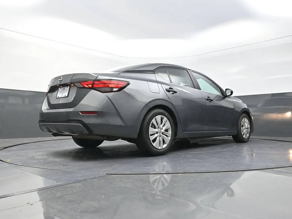 Used 2024 Gray Nissan S image 27