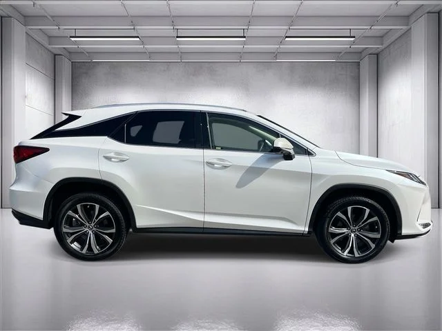 Used 2022 White Lexus 350 image 2