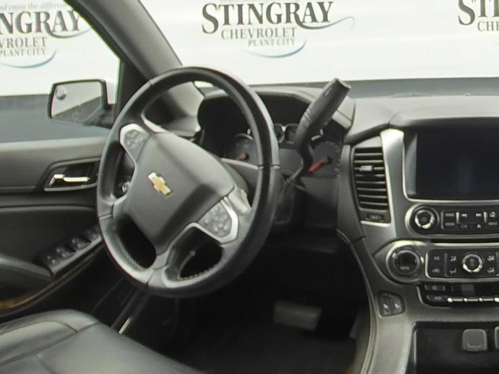Used 2020 SUMMIT WHITE Chevrolet LT image 16