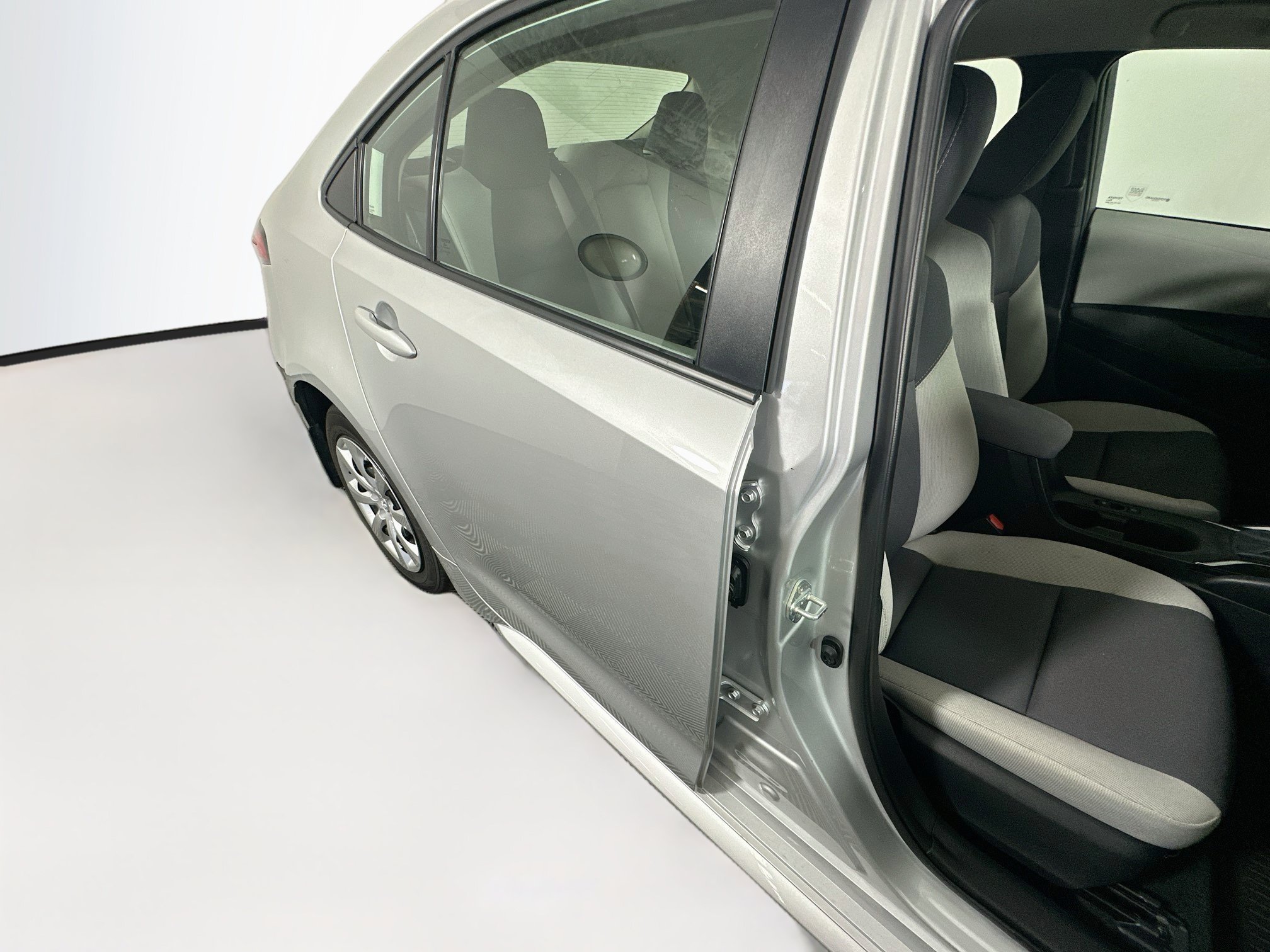Certified Used 2025 Classic Silver Metallic Toyota LE image 27