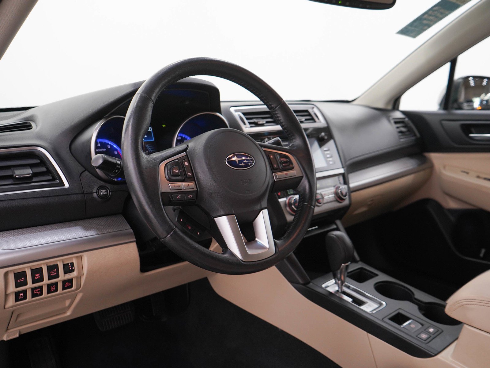 Used 2015 Tungsten Metallic Subaru 2.5i Premium image 24