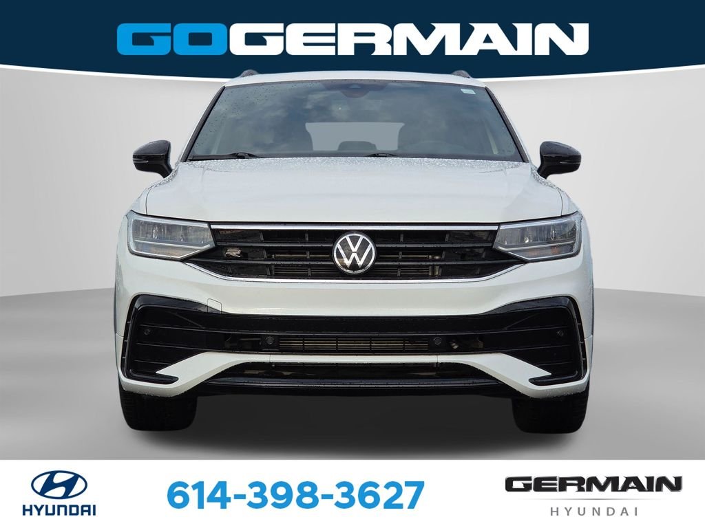Used 2024  Volkswagen 2.0T SE R-Line Black image 2