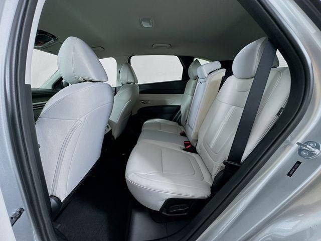 New 2026 Silver Hyundai SEL FWD image 38