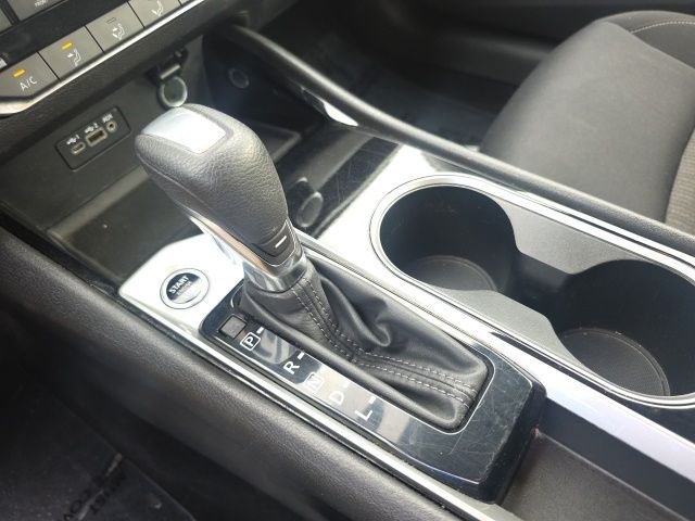 Used 2024 Silver Nissan 2.5 SV image 23