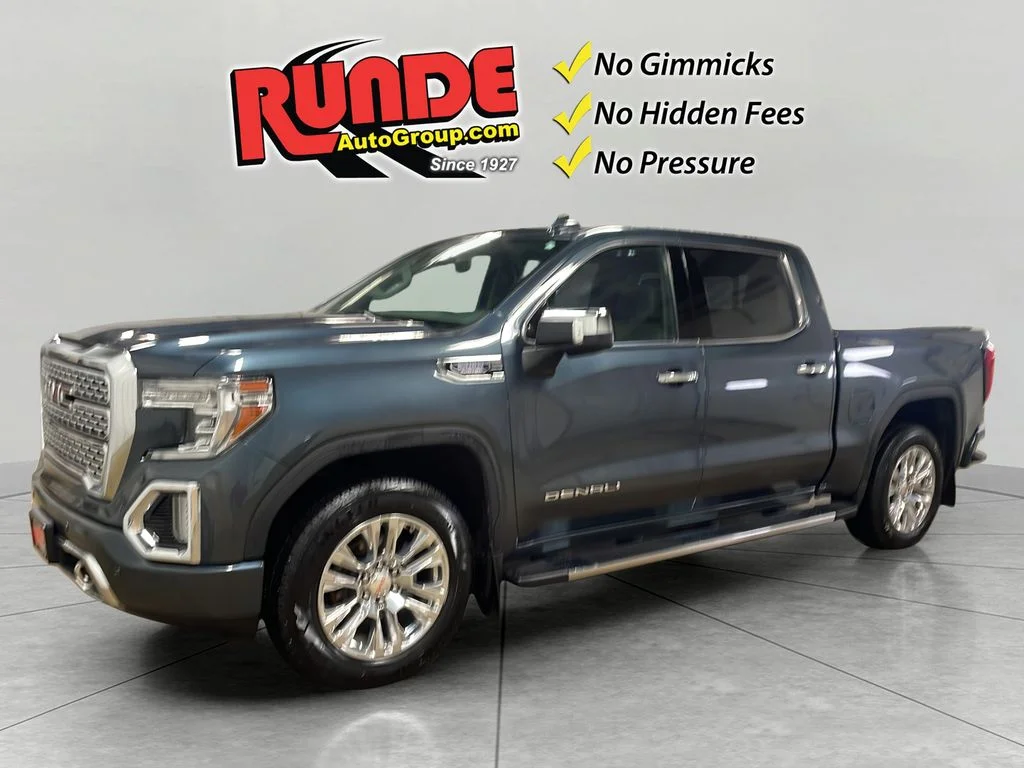 2020 GMC Sierra 4WD Crew Cab Short Box Denali's photo