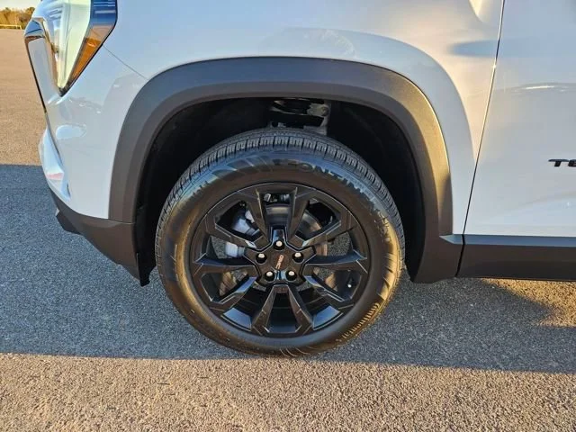 New 2026 Summit White GMC Elevation image 27