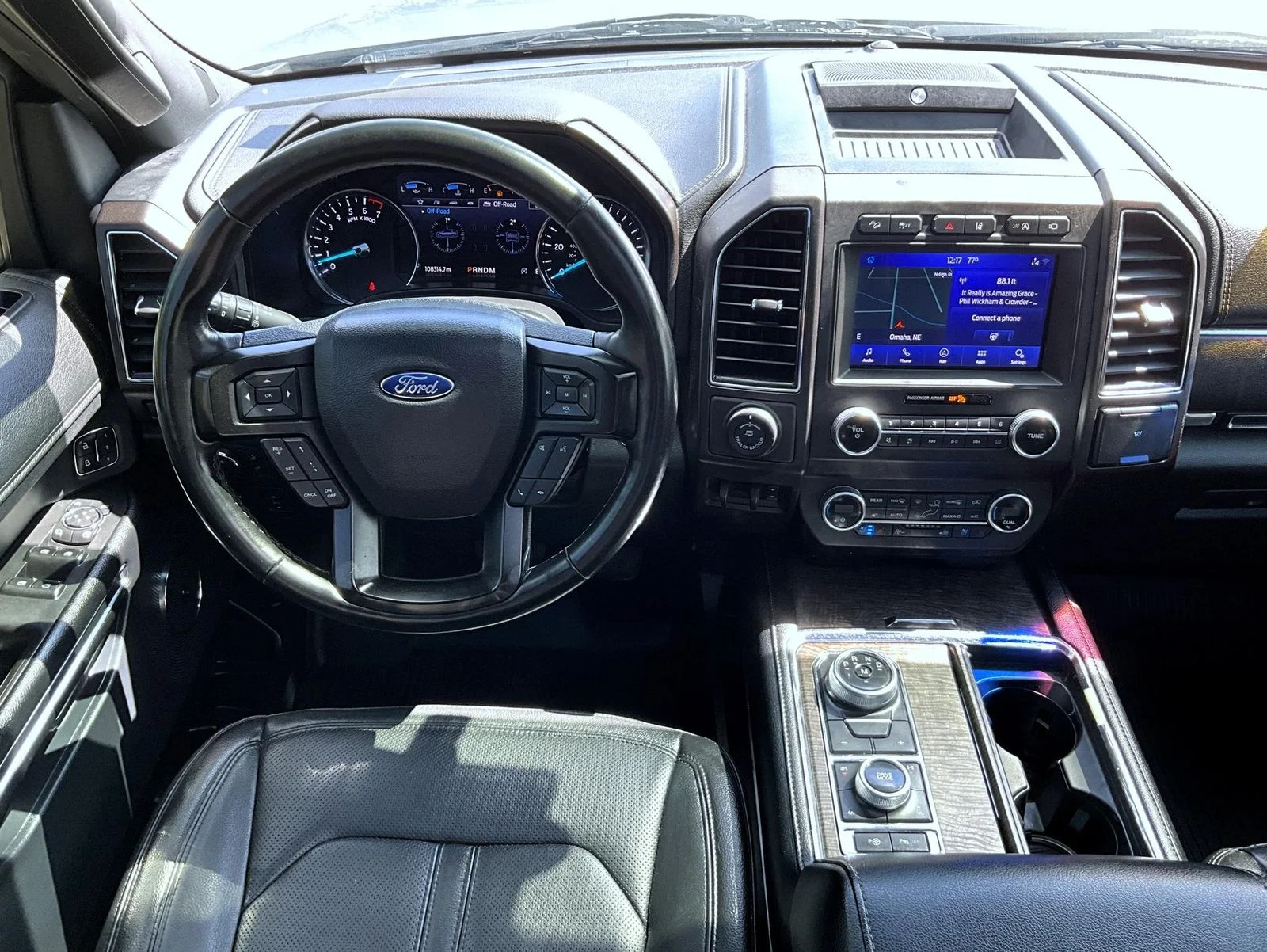 Used 2020 Silver Ford Limited image 13