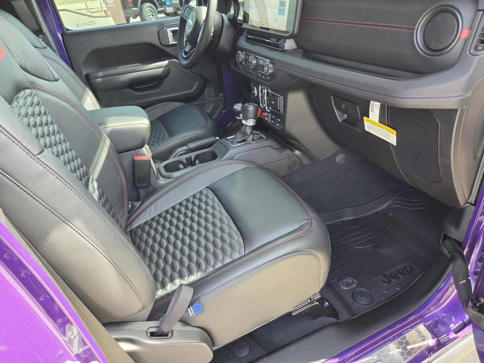New 2026 Reign Jeep Rubicon image 9