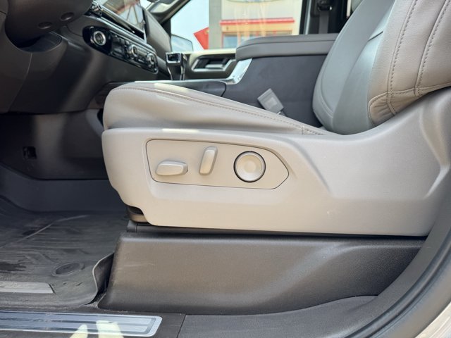 Used 2023 Sterling Metallic GMC SLT image 18